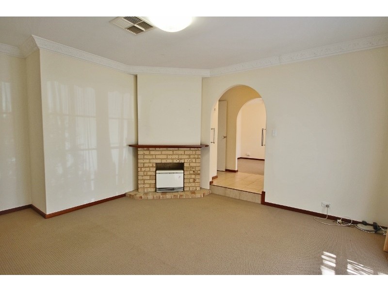 20 Sleat Road, Mount Pleasant WA 6153