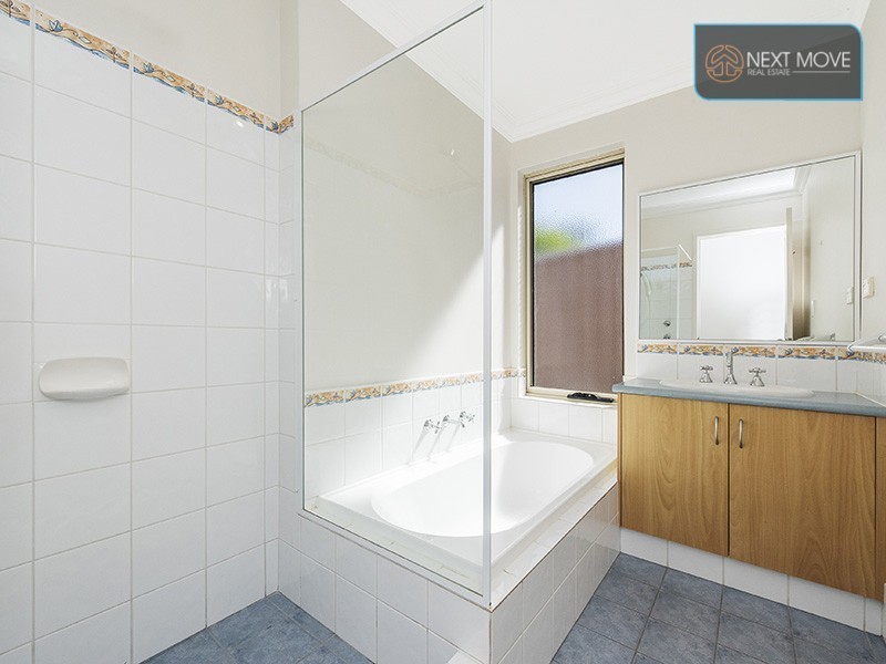 4 Caple Street, Willagee WA 6156