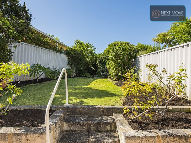 4 Caple Street, Willagee WA 6156