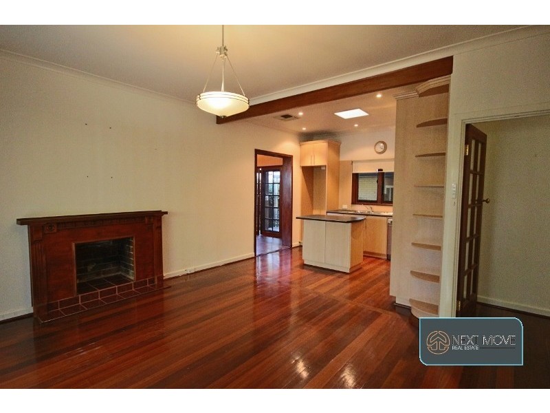 6 Cummins St, Willagee WA 6156