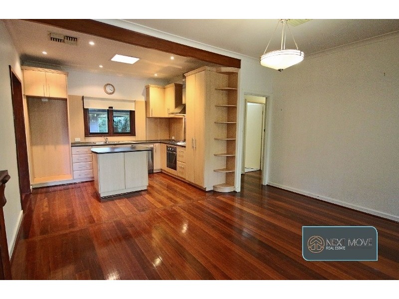 6 Cummins St, Willagee WA 6156