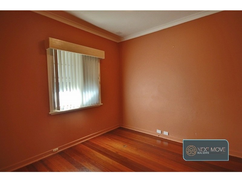 6 Cummins St, Willagee WA 6156