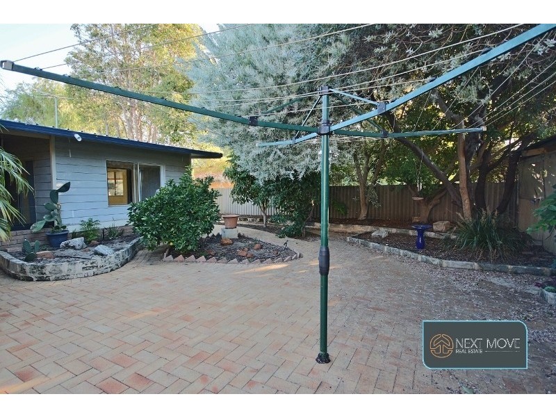 6 Cummins St, Willagee WA 6156