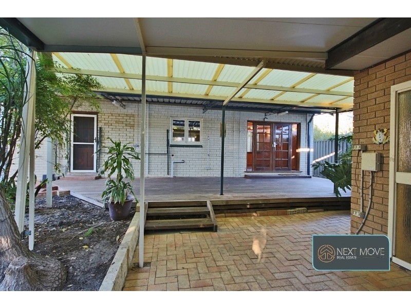 6 Cummins St, Willagee WA 6156