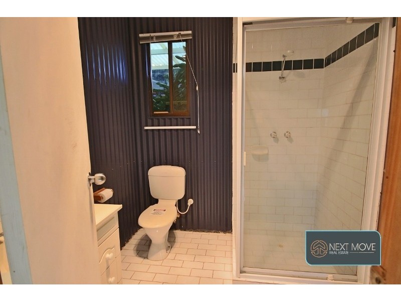 6 Cummins St, Willagee WA 6156