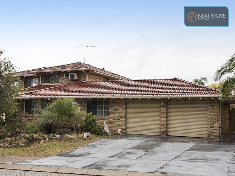 14 Luscombe Way, Coogee WA 6166