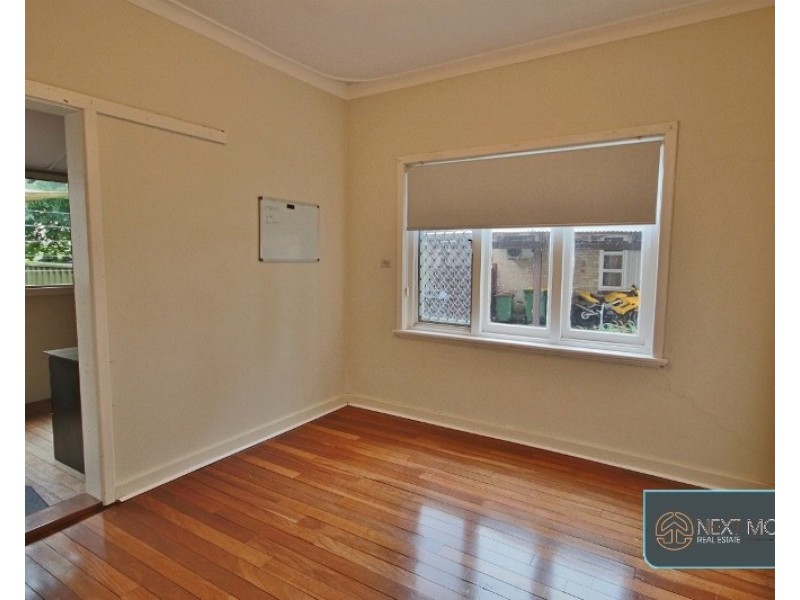 10 Radney Street, Willagee WA 6156