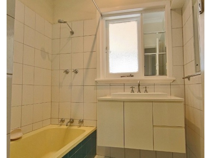 10 Radney Street, Willagee WA 6156