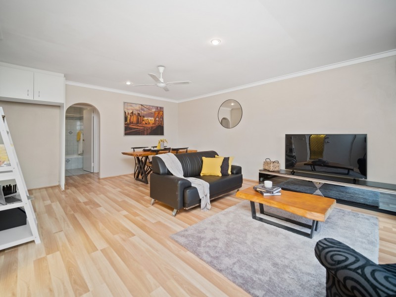 1/57 Manning Rd, Como WA 6152