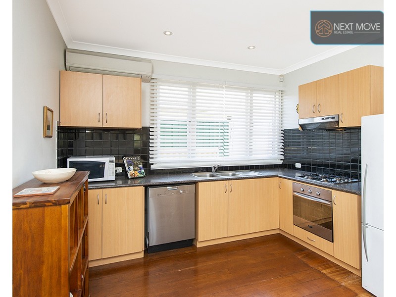 6 Bastian Place, Willagee WA 6156