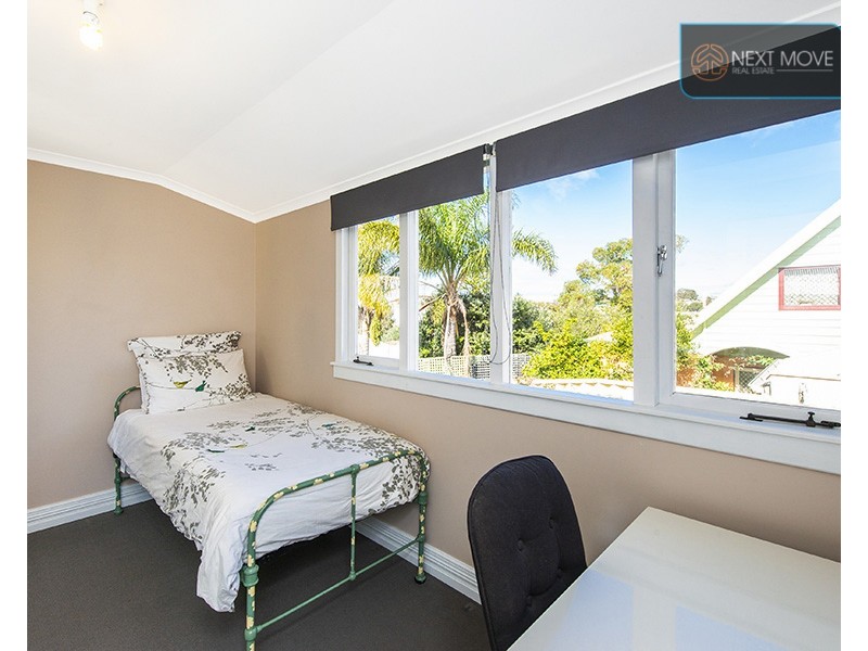 6 Bastian Place, Willagee WA 6156