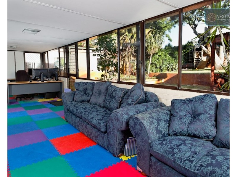 6 Woodhams Street, Willagee WA 6156