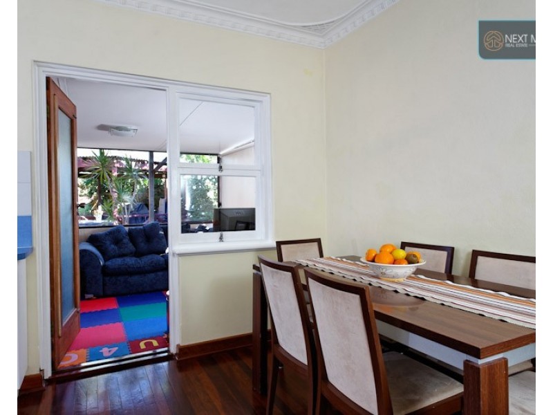 6 Woodhams Street, Willagee WA 6156