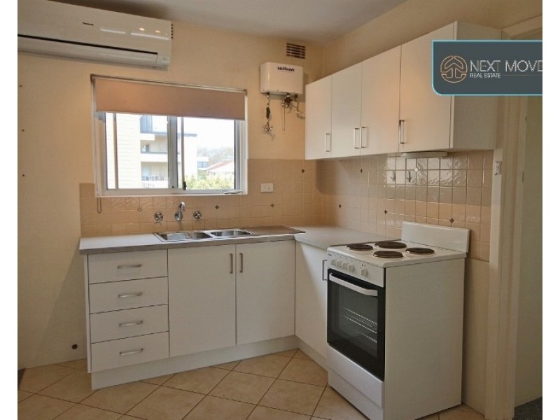 8/4 Kintail Rd, Applecross WA 6153