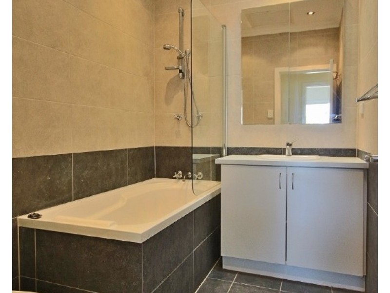 8 Jackman Street, Willagee WA 6156