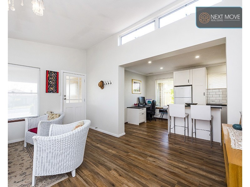 8 Murray Road, Palmyra WA 6157