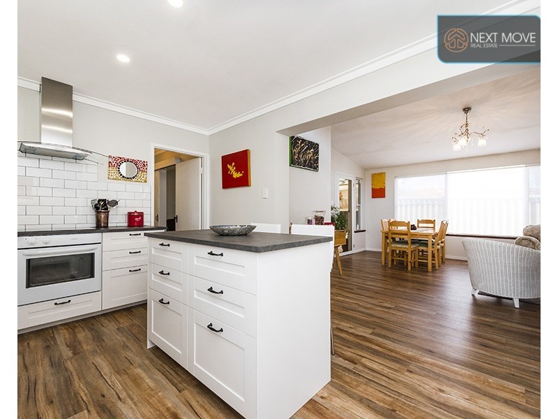 8 Murray Road, Palmyra WA 6157