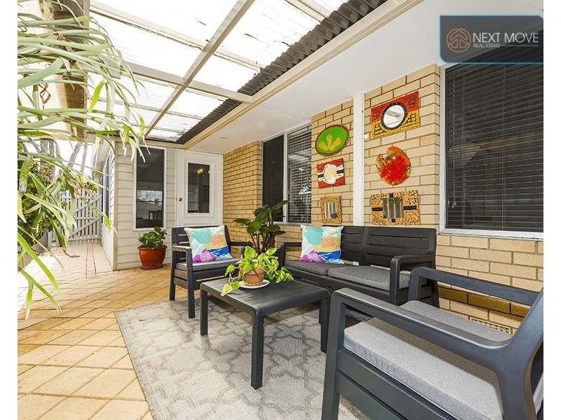 8 Murray Road, Palmyra WA 6157