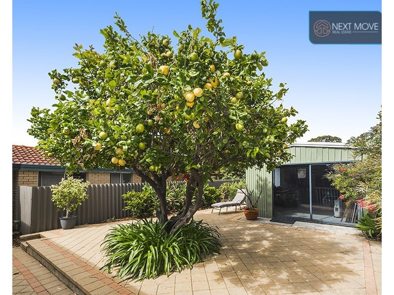 8 Murray Road, Palmyra WA 6157