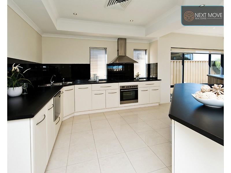 18 Danzil St, Willagee WA 6156