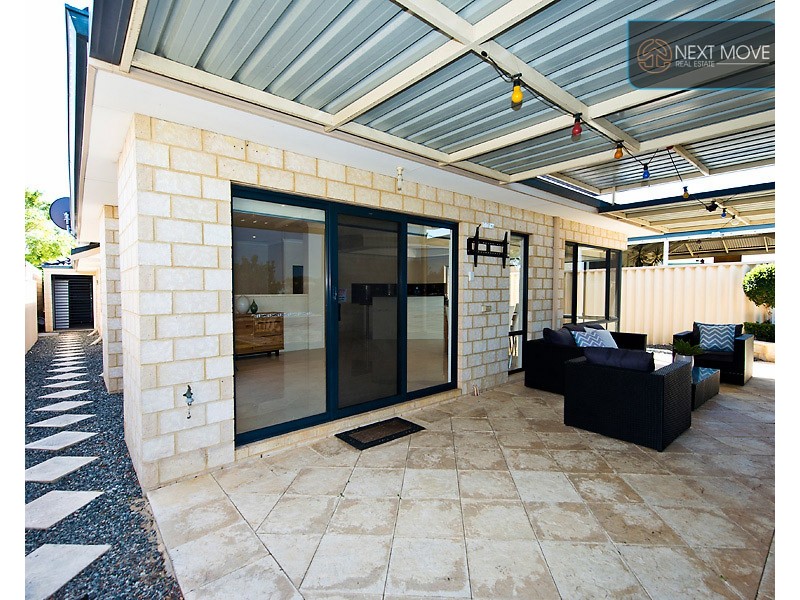 18 Danzil St, Willagee WA 6156