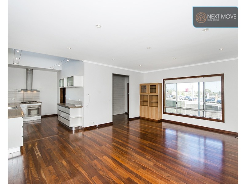 195 Leach Hwy, Willagee WA 6156