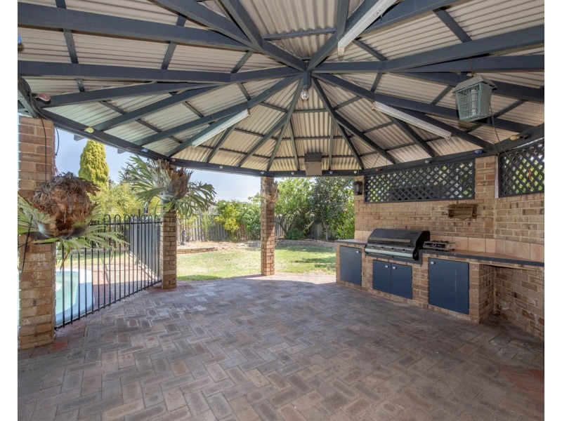 19 Arreton Close, Willetton WA 6155