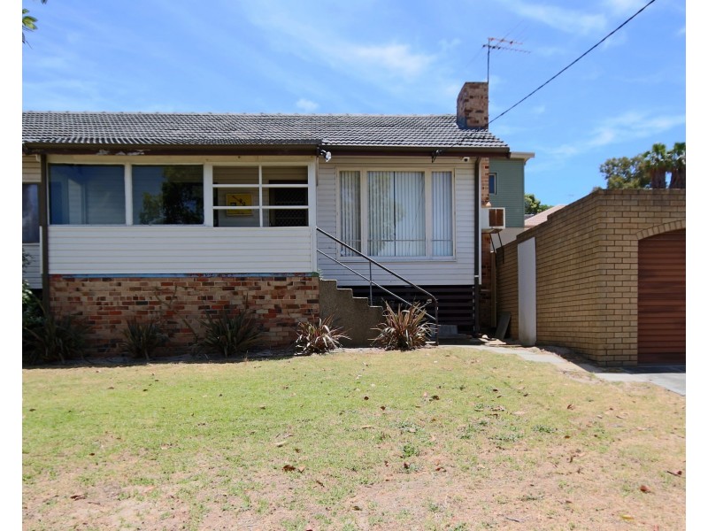 92 Arkwell Street, Willagee WA 6156