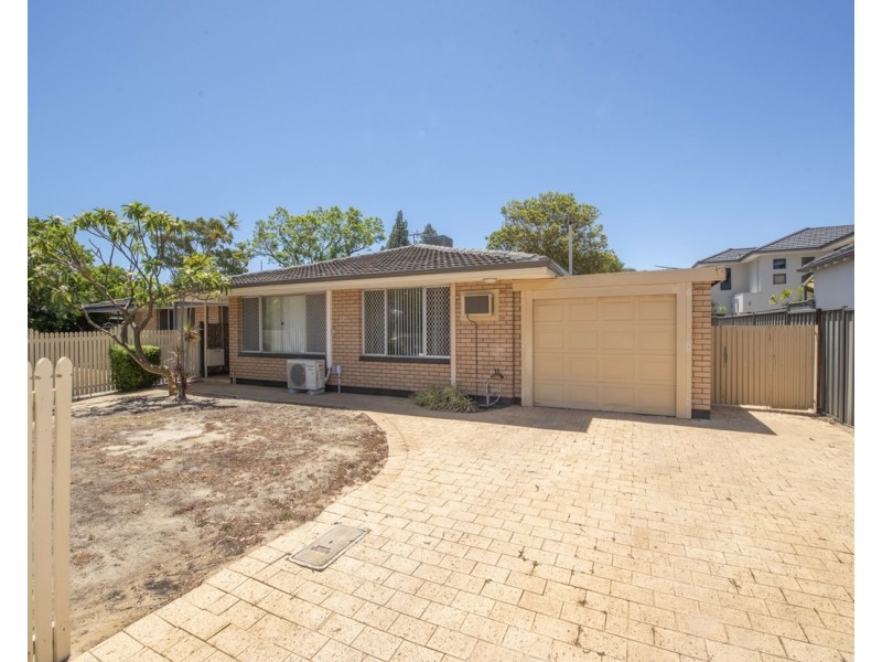 32B Thelma Street, Como WA 6152