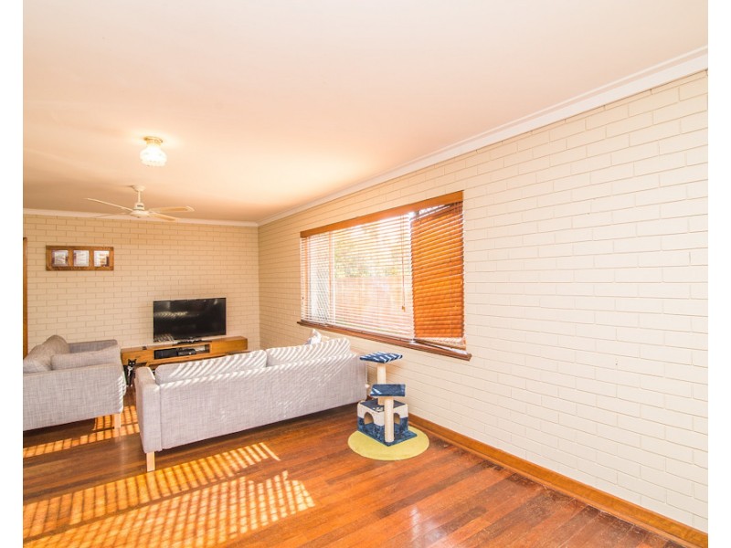 41 Clydesdale Street, Como WA 6152