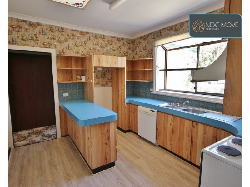 31 Worley Street, Willagee WA 6156