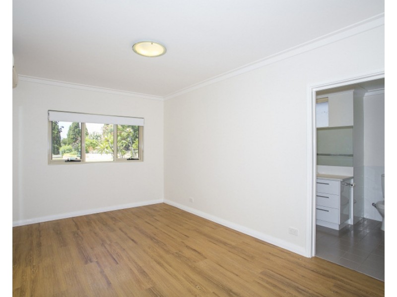 16A Matsen Close, Booragoon WA 6154