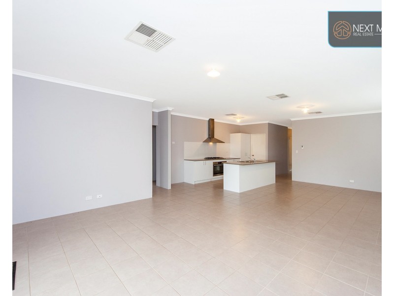15 Bellas Circuit, Piara Waters WA 6112