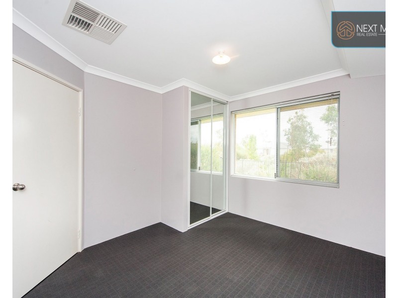 15 Bellas Circuit, Piara Waters WA 6112