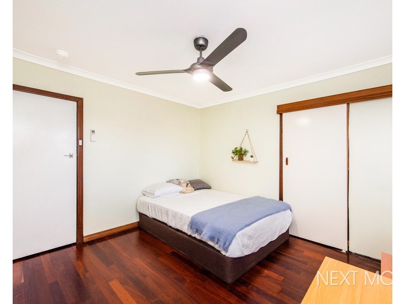 15 Chilton St, Willagee WA 6156
