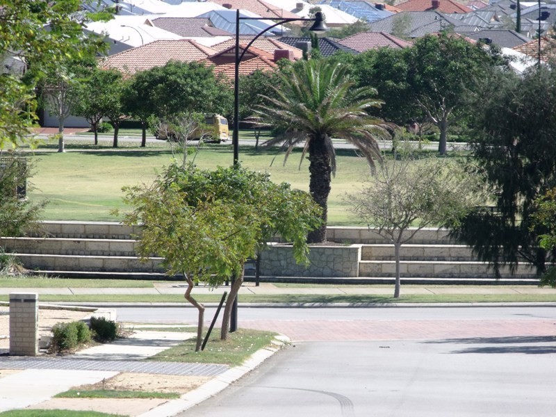 10 Foxton Way, Butler WA 6036