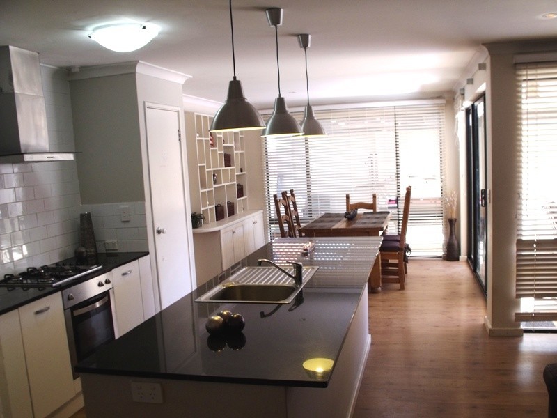 7 Orwell Way, Butler WA 6036