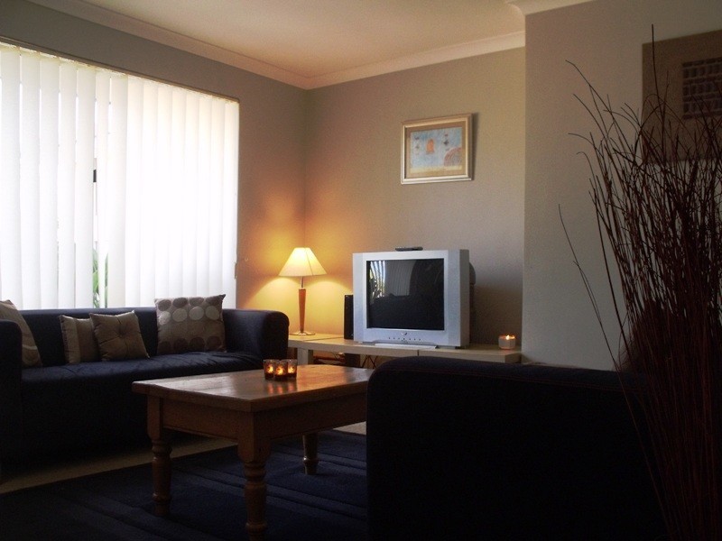 18 Callander Avenue, Kinross WA 6028