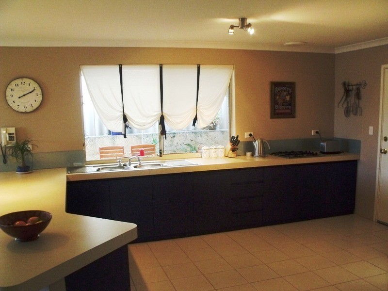 10 Staplehurst Crescent, Butler WA 6036