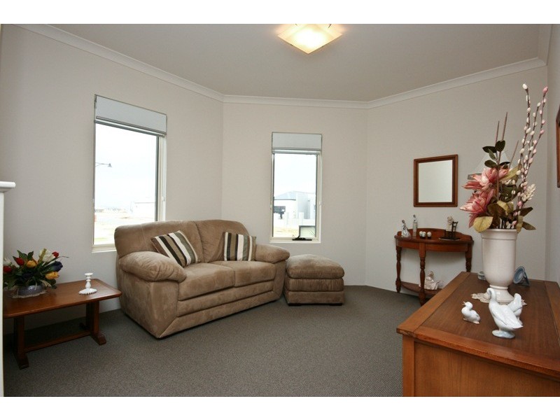 1 Ortley Way, Butler WA 6036