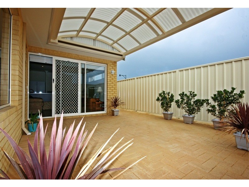 1 Ortley Way, Butler WA 6036