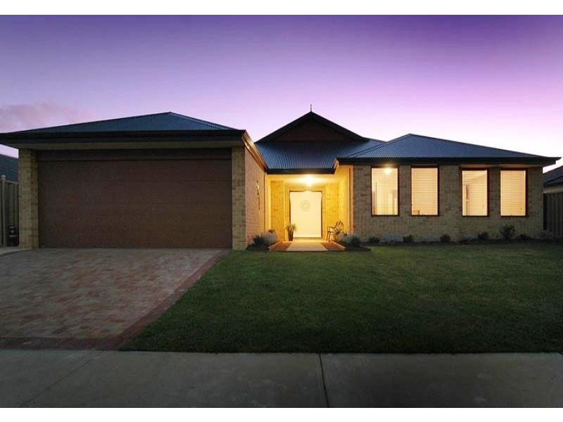 9 Hillsborough Parkway, Ridgewood WA 6030