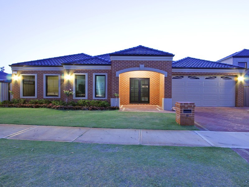 16 Arvada Street, Clarkson WA 6030