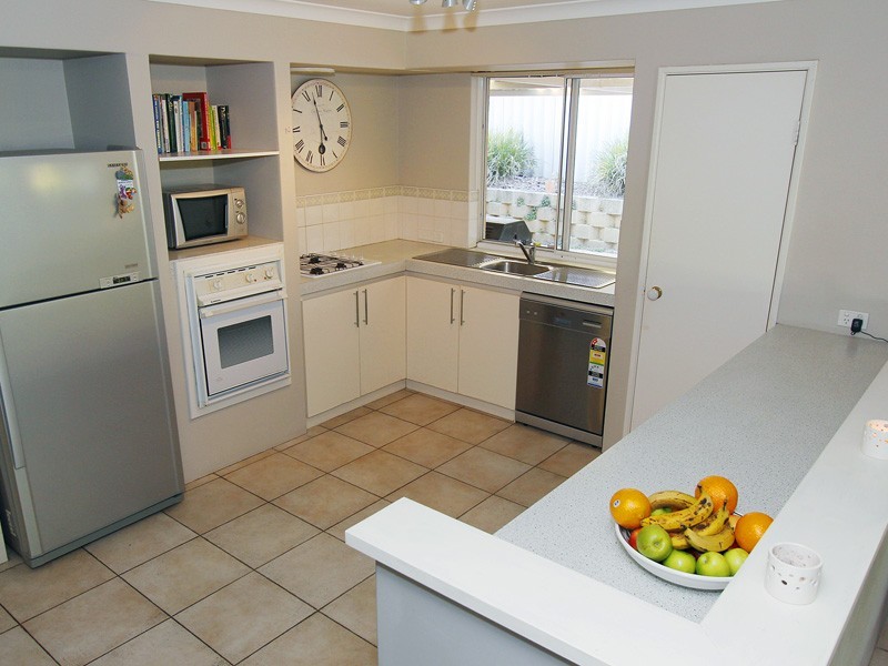 18 Callander Avenue, Kinross WA 6028