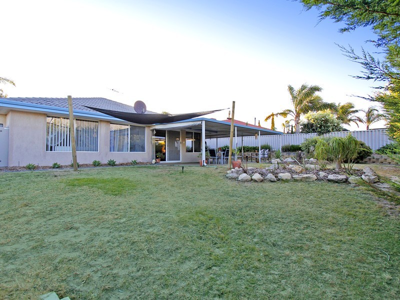 18 Callander Avenue, Kinross WA 6028