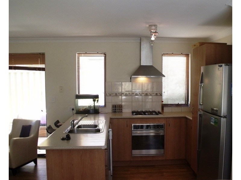 25 Whitland Street, Butler WA 6036