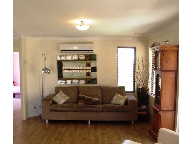 25 Whitland Street, Butler WA 6036