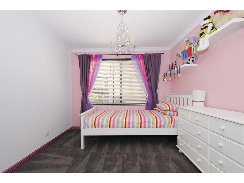 9 Elmhurst Drive, Clarkson WA 6030