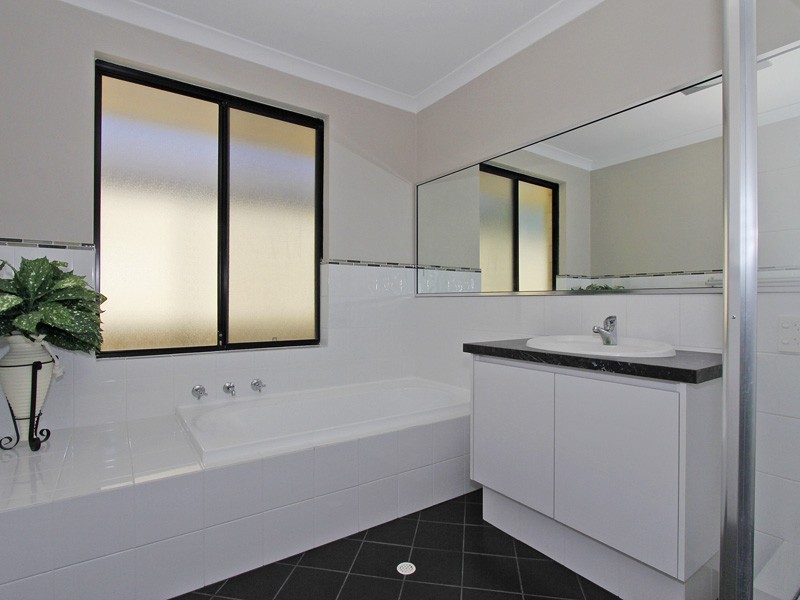 5 Salamanca Turn, Clarkson WA 6030