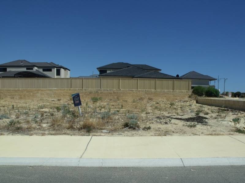 33 St lucia Road, Iluka WA 6028